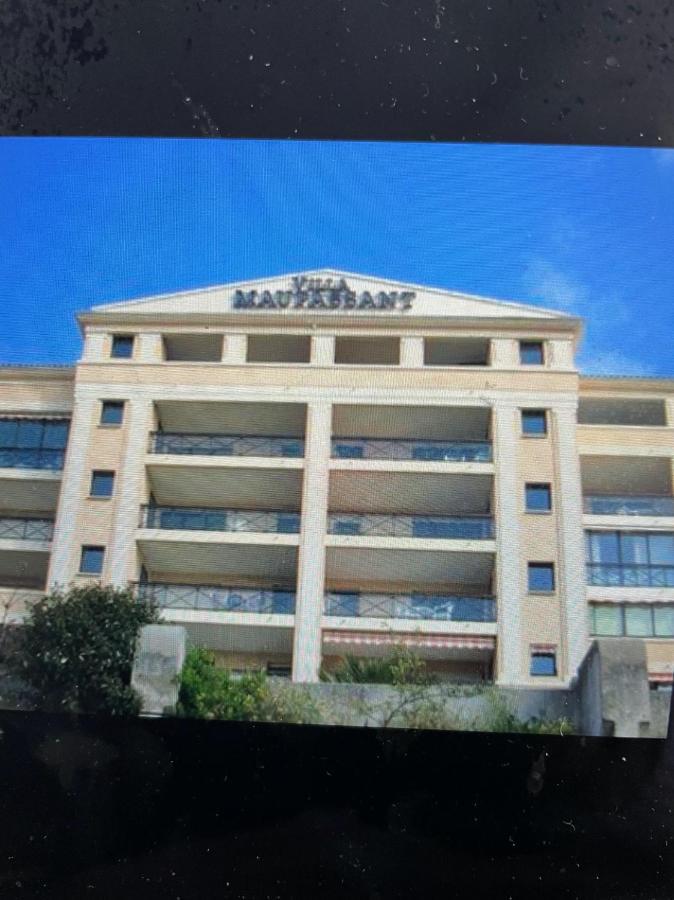 Maupassant T2 Bord De Apartment